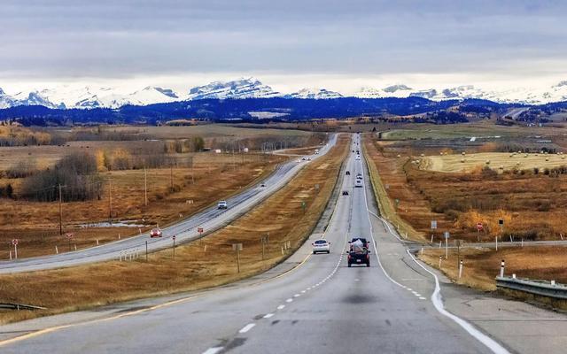 加拿大高速公路速度？加拿大 高速公路 收费吗