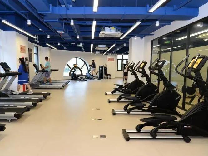 嘉兴隆基一期怎么样?嘉兴健身房收费标准-图1 嘉兴隆基一期怎么样?嘉兴健身房收费标准-图1