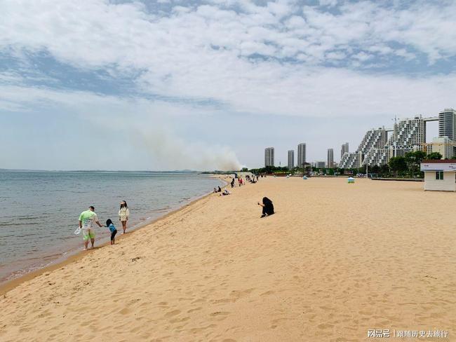 秦皇岛靠海边管吃管住哪里好?秦皇岛的海边收费吗-图3 秦皇岛靠海边管吃管住哪里好?秦皇岛的海边收费吗-图3