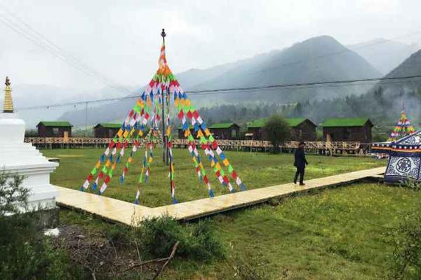 毛尔盖海拔高度多少？松潘滑草场收费