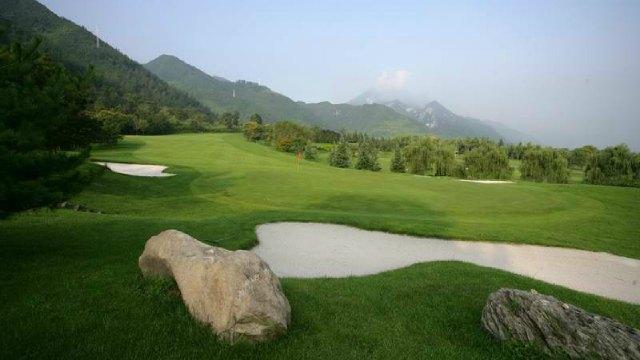西安秦岭国际高尔夫俱乐部有限公司介绍？西安高尔夫收费标准