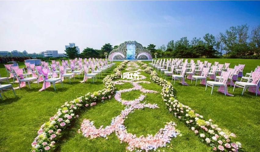 大连音乐节都有哪些节目？大连草坪婚礼场地收费