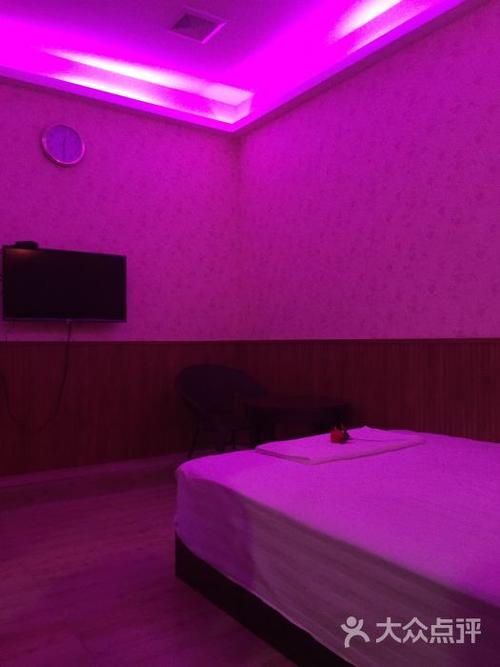洗浴过夜一般包房多少钱？酒店怎么收费标准