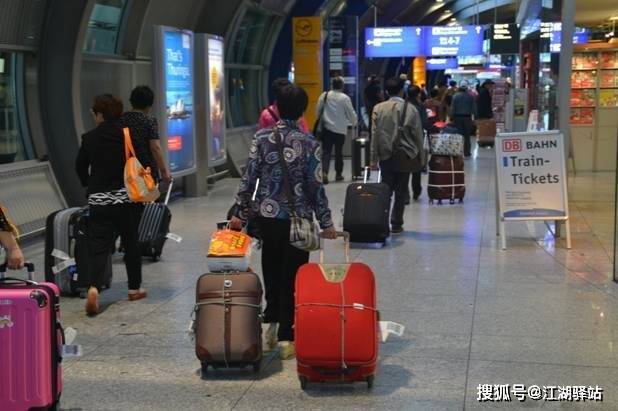 全国高铁大站有行李寄处吗?收费如何?高铁上放行李收费吗-图3 全国高铁大站有行李寄处吗?收费如何?高铁上放行李收费吗-图3