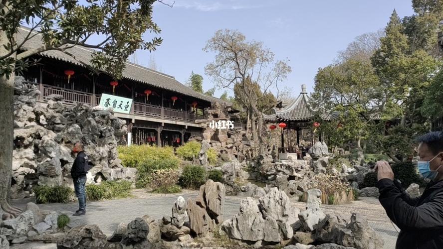 江苏扬州个园家族主人是什么人?扬州小主人报收费吗-图2 江苏扬州个园家族主人是什么人?扬州小主人报收费吗-图2