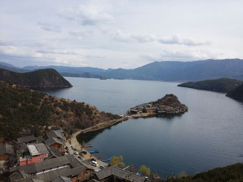 泸沽湖停车场攻略?泸沽湖里面景点收费吗-图3 泸沽湖停车场攻略?泸沽湖里面景点收费吗-图3