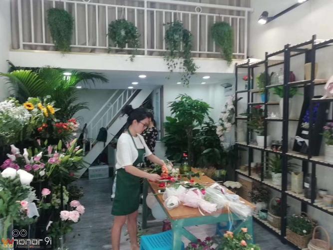 花艺培训学费一般多少？鲜花店收费标准