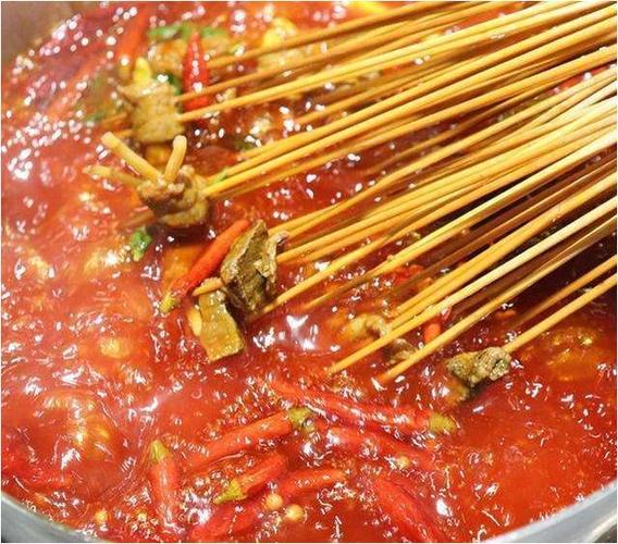 串串香底料培训费用要多少?串串香锅底怎么收费-图2 串串香底料培训费用要多少?串串香锅底怎么收费-图2
