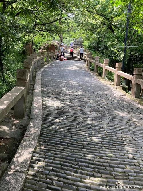 苏州有什么好玩可以爬的山吗？金鸡山公园停车收费