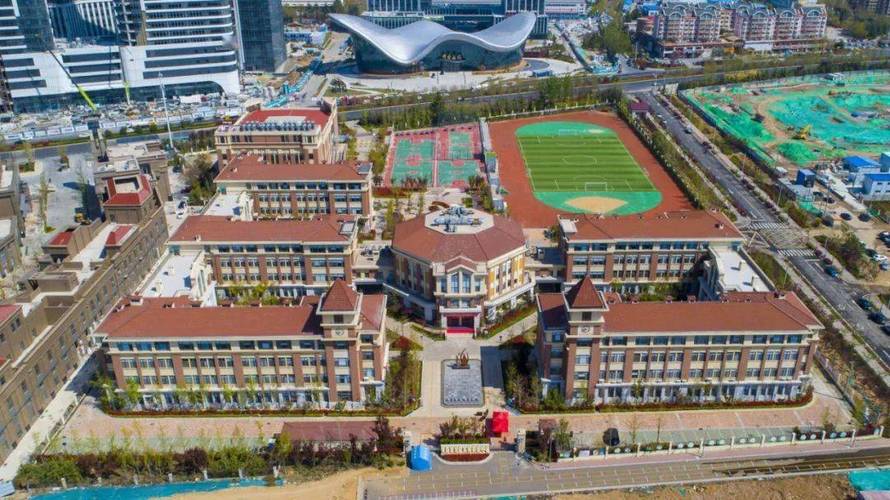 青岛27中初中怎么样？李沧和谐广场停车收费