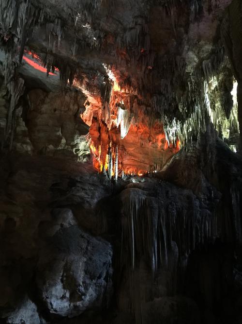 龙山附近好玩的地方有哪些景点?龙山县惹迷洞收费情况-图3 龙山附近好玩的地方有哪些景点?龙山县惹迷洞收费情况-图3