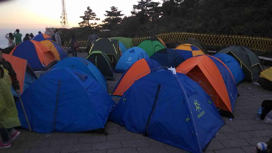 黄山帐篷租哪里的比较好?光明顶搭帐篷收费吗-图2 黄山帐篷租哪里的比较好?光明顶搭帐篷收费吗-图2