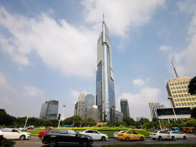 南京未来十大高楼?南京金峰大厦 停车收费-图1 南京未来十大高楼?南京金峰大厦 停车收费-图1