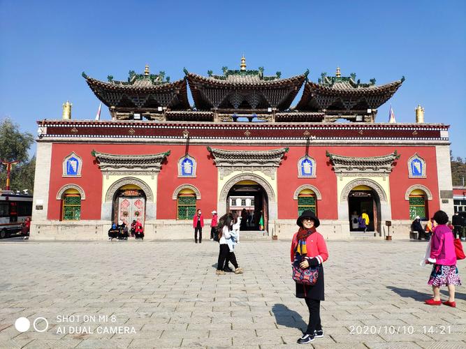 塔尔寺停车点?青海湖塔尔寺收费吗-图3 塔尔寺停车点?青海湖塔尔寺收费吗-图3