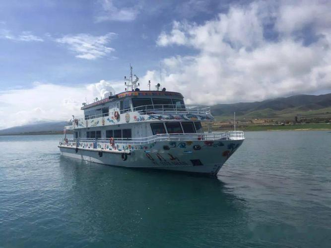 青海湖坐游轮开放时间?青海湖坐船收费-图2 青海湖坐游轮开放时间?青海湖坐船收费-图2