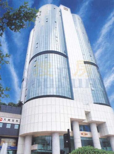 荆门大厦是谁承包的？城建大厦 停车收费