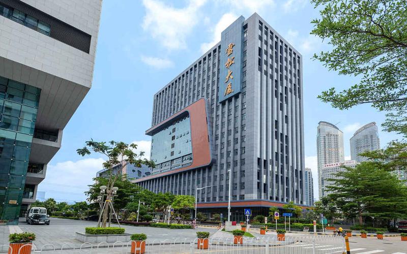 深圳城建大厦高度？城建大厦停车场收费