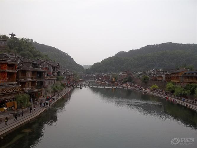 凤凰旅游景点自驾游好停车吗？凤凰停车收费标准