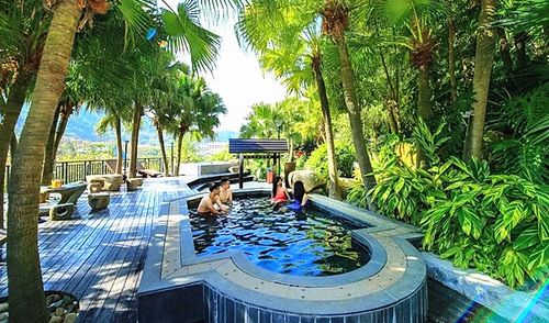 三伏天去哪旅游最适宜？洪雅洗浴中心怎么收费