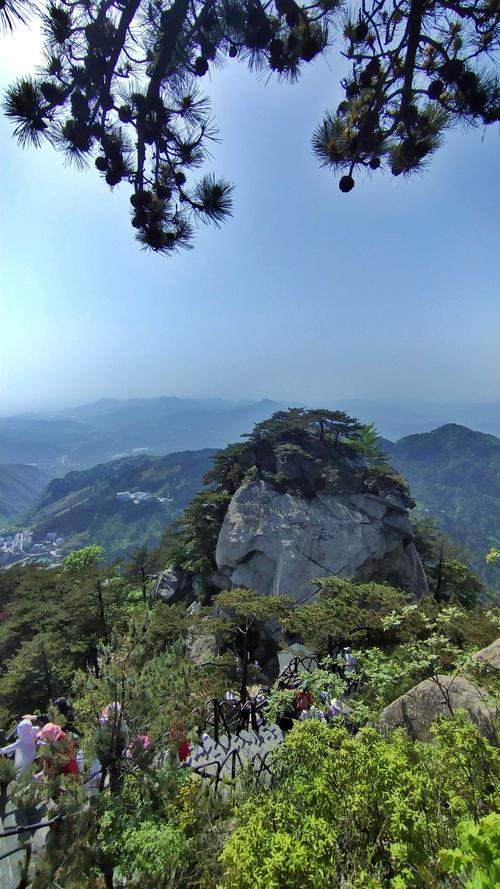 湖北最高山峰前十名排行榜?湖北不收费的山-图2 湖北最高山峰前十名排行榜?湖北不收费的山-图2