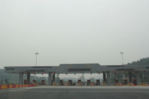 国庆南充哪里旅游最好去?阆中天宫院收费站图片-图2 国庆南充哪里旅游最好去?阆中天宫院收费站图片-图2