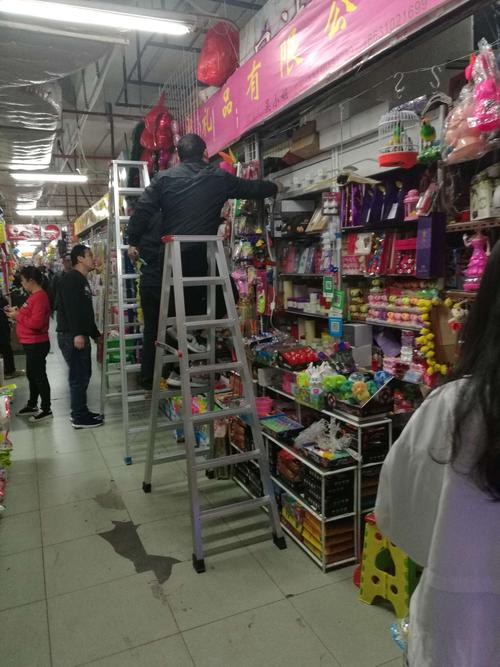 笋岗文具玩具礼品城风车文具有停车位吗?笋岗工艺城停车场收费-图2 笋岗文具玩具礼品城风车文具有停车位吗?笋岗工艺城停车场收费-图2