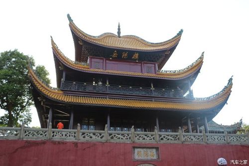 长沙到贵州自驾游怎么走?岳阳楼收费站景观-图3 长沙到贵州自驾游怎么走?岳阳楼收费站景观-图3