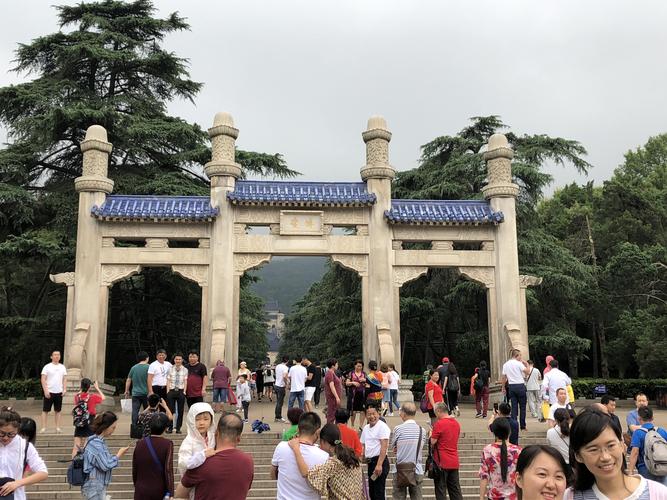 中山陵八点之前可以进去吗?中山陵收不收费-图3 中山陵八点之前可以进去吗?中山陵收不收费-图3