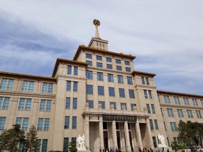故宫国博军博一天够吗?北京的博物馆收费吗-图2 故宫国博军博一天够吗?北京的博物馆收费吗-图2