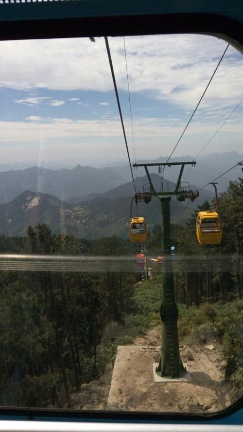 武汉旅游年票包括那些景点？薄刀峰缆车小孩收费么