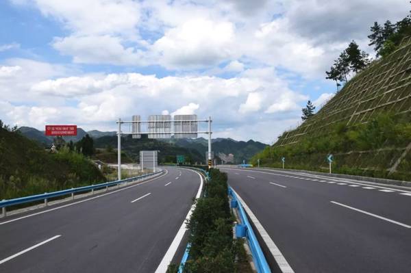 新晃至玉屏之间的高速通车了吗?湖南兴隆收费站在哪里-图3 新晃至玉屏之间的高速通车了吗?湖南兴隆收费站在哪里-图3
