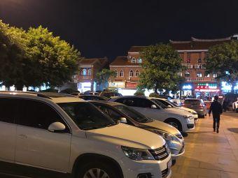 泉州开元寺停车停哪里?中闽百汇停车场收费-图1 泉州开元寺停车停哪里?中闽百汇停车场收费-图1