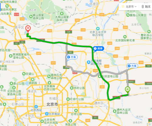 我想开车去北京，在昌平区六环和五环之间找个地方停车，然后去北京站接个人，这个停车的地方可以是收费停？南邵地铁站停车场收费