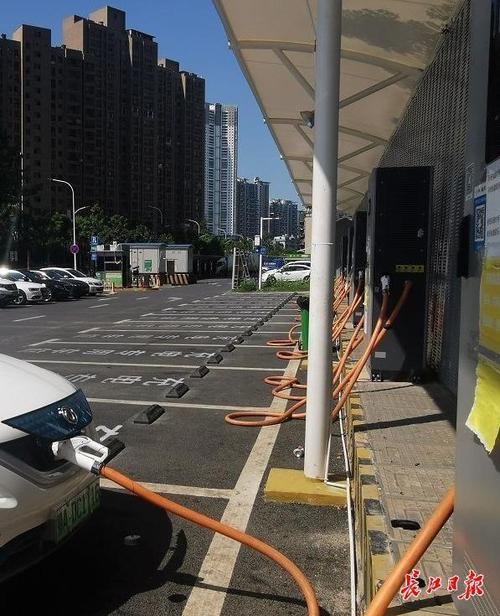 西湾红树林停车场有充电桩吗?西湾风景区停车收费-图2 西湾红树林停车场有充电桩吗?西湾风景区停车收费-图2