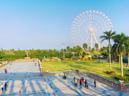 在坦洲车站坐什么车到珠海海滨公园？坦洲公园收费吗