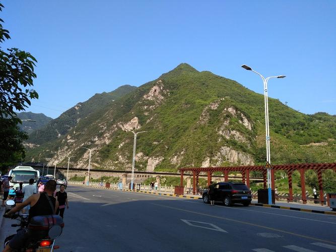 陕西略阳到陇南武都的车票价是多少钱？略阳收费站到武都区