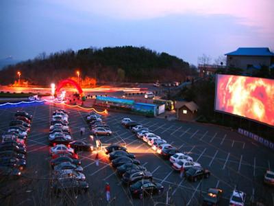 正直汽车主题公园要门票吗？汽车影院门票怎么收费