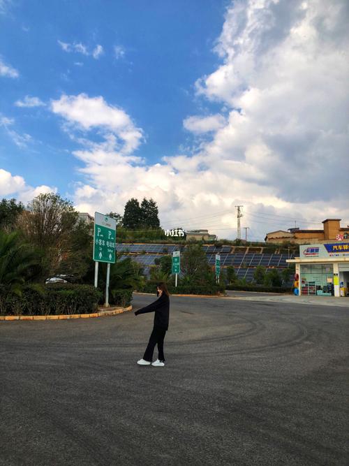 昆明到曲靖经过什么服务区?嵩明军马场收费站电话-图3 昆明到曲靖经过什么服务区?嵩明军马场收费站电话-图3