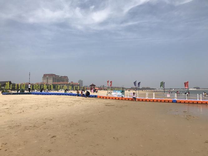 东疆港人工沙滩怎么样?遮阳伞出租怎么收费,停车方便吗?天津塘沽东疆港收费-图3 东疆港人工沙滩怎么样?遮阳伞出租怎么收费,停车方便吗?天津塘沽东疆港收费-图3