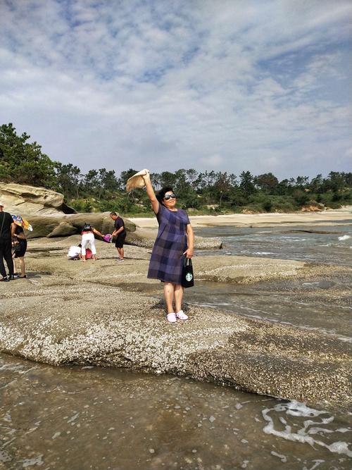 银滩赶海需要买票吗?威海银滩收费吗-图2 银滩赶海需要买票吗?威海银滩收费吗-图2