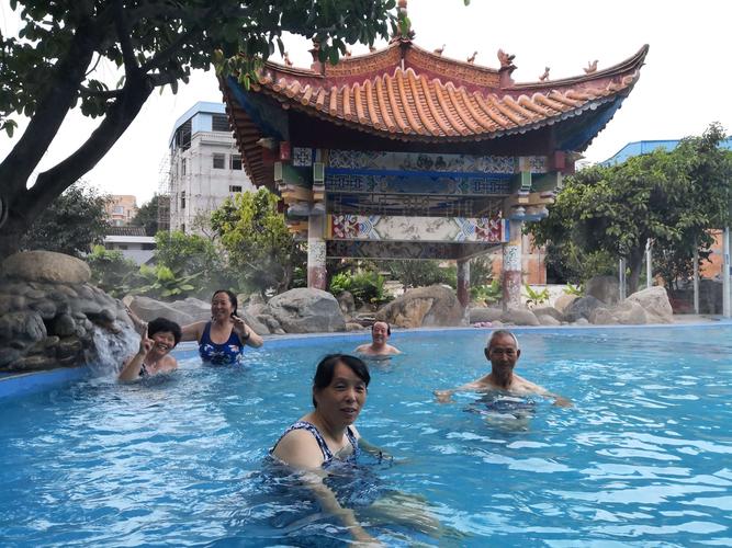弥勒温泉吃住60元一天还包钓鱼吗?我想开氧吧怎么收费-图3 弥勒温泉吃住60元一天还包钓鱼吗?我想开氧吧怎么收费-图3