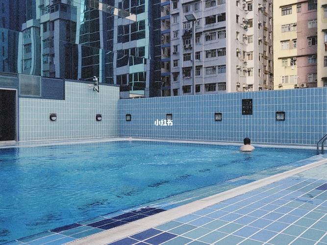 请问香港的水电费一度多少钱？香港公共游泳池收费