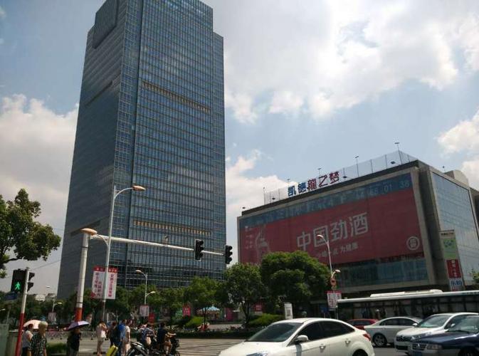 上海闵行区莘庄最繁华的地方?莘庄龙之梦 停车收费-图3 上海闵行区莘庄最繁华的地方?莘庄龙之梦 停车收费-图3