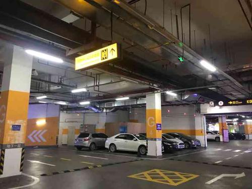 宁波有switch实体店吗？余姚万达停车场收费吗