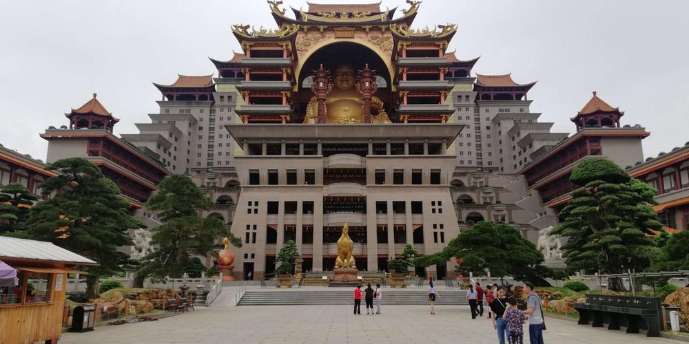 玉林天宫门票是多少?玉林文化广场停车收费-图3 玉林天宫门票是多少?玉林文化广场停车收费-图3