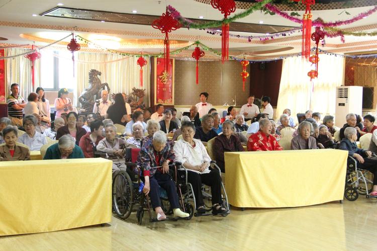 丰台区好点的养老院一般多少钱一个月?北京丰台老年大学收费-图3 丰台区好点的养老院一般多少钱一个月?北京丰台老年大学收费-图3
