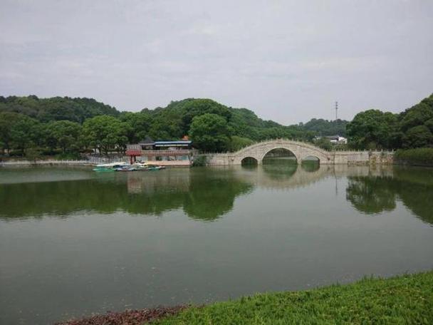 洞庭湖怎么玩?毕升森林公园收费吗-图2 洞庭湖怎么玩?毕升森林公园收费吗-图2