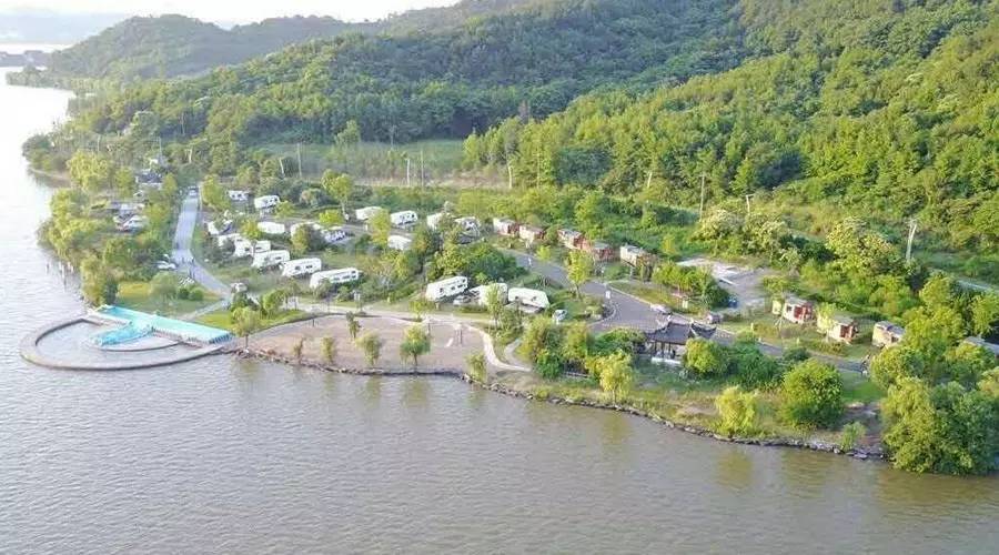 宁波可以游泳烧烤露营的地方?东钱湖房车露营收费-图3 宁波可以游泳烧烤露营的地方?东钱湖房车露营收费-图3