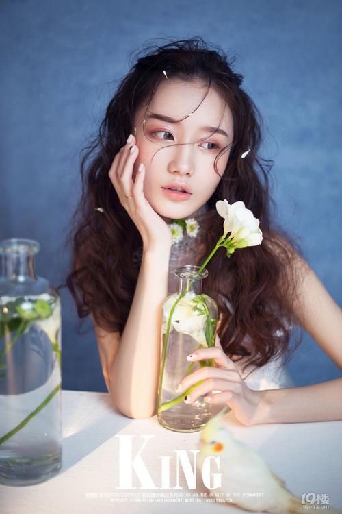 拍摄个人写真注意事项?个人写真妆面收费多少-图1 拍摄个人写真注意事项?个人写真妆面收费多少-图1