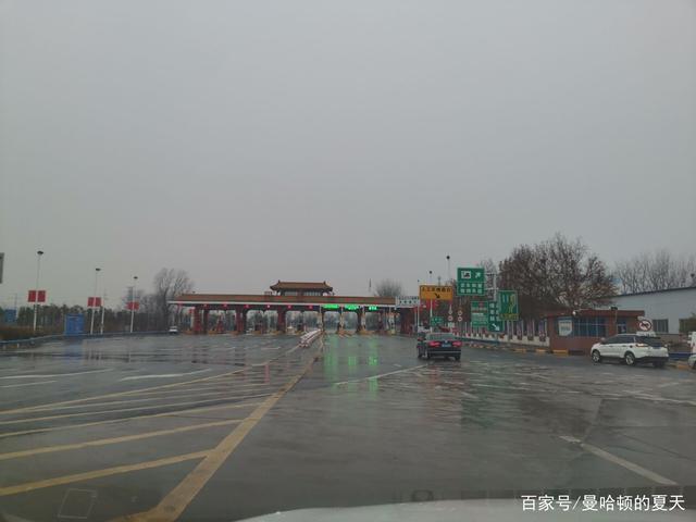 开封南苑收费站离开封市还有多远？开封收费站图片夜间